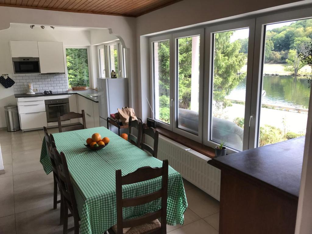 Le Paradis Mosan Waulsort Екстериор снимка